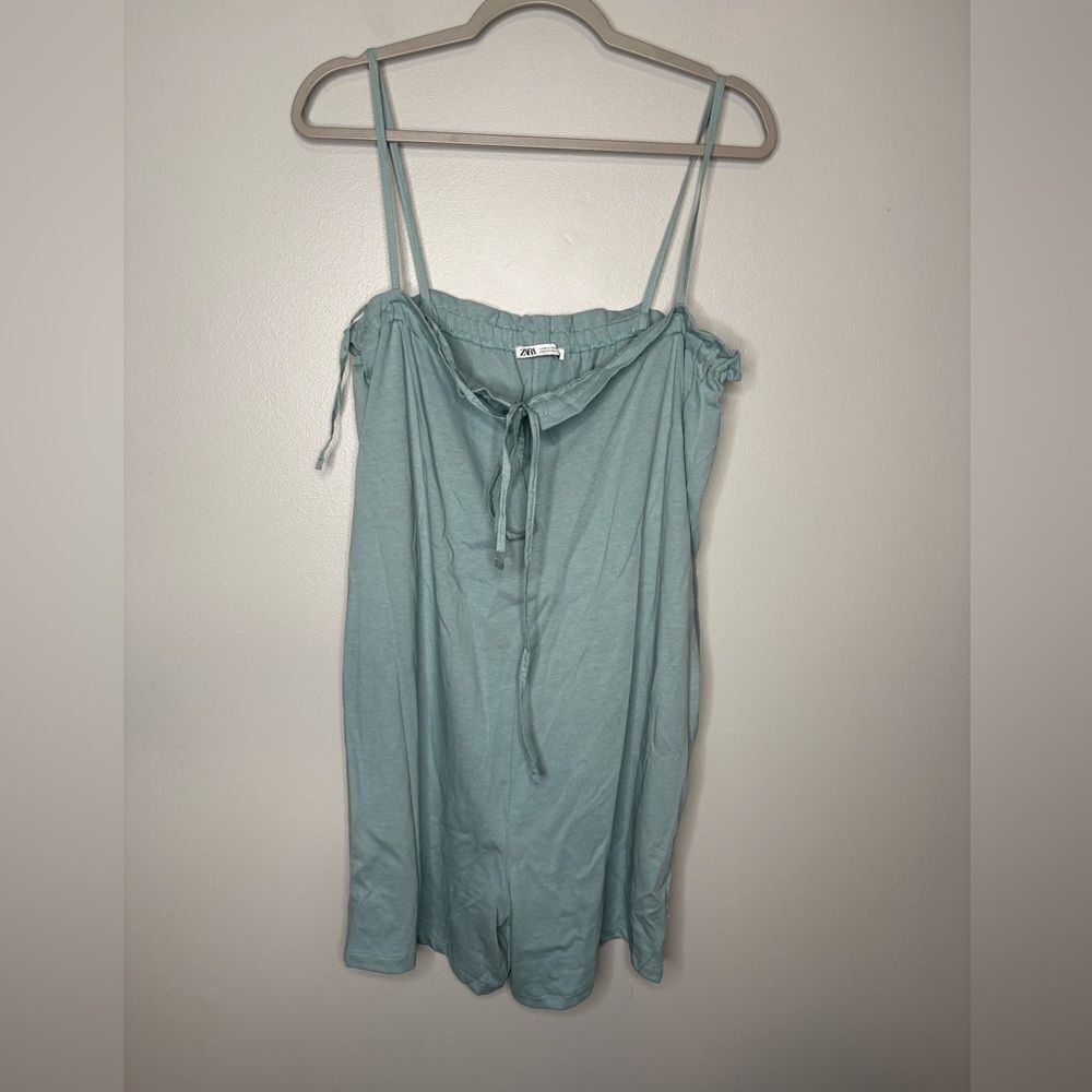 Zara Ruffle neck Romper - Picture 3 of 5